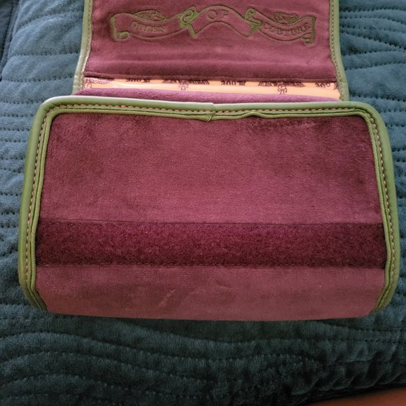 Juicy Couture Foldable Cosmetics Bag - Picture 8 of 11